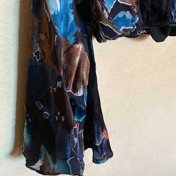 House of Harlow 1960 x Revolve Didi Silk Blend Blouse - Picture 5 of 8